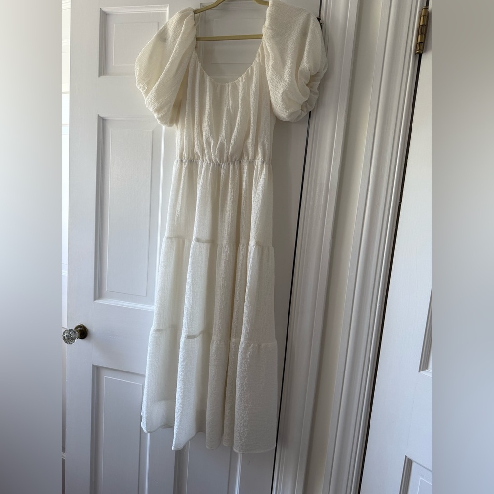 ASTR the label white dress (size small)
